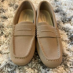 Women’s Tan Loafers